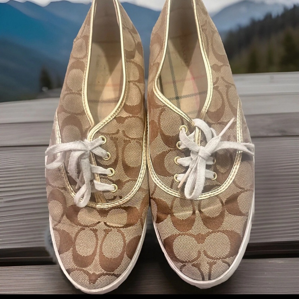 Coach Women's Brown Signature Sneakers
